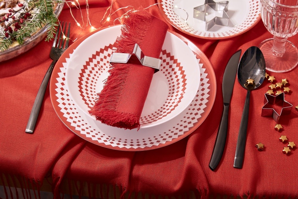 Vianočné stolovanie v tradičných farbách5