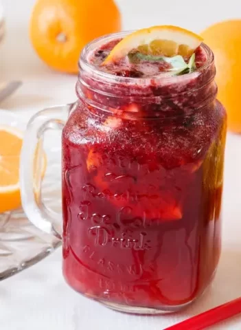 Domáce limonády I / jahodová a černicová