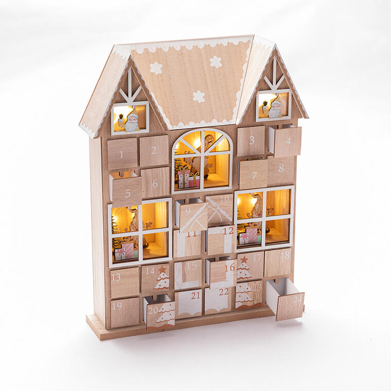 Drevený LED adventný kalendár so šuflíčkami DOMOK