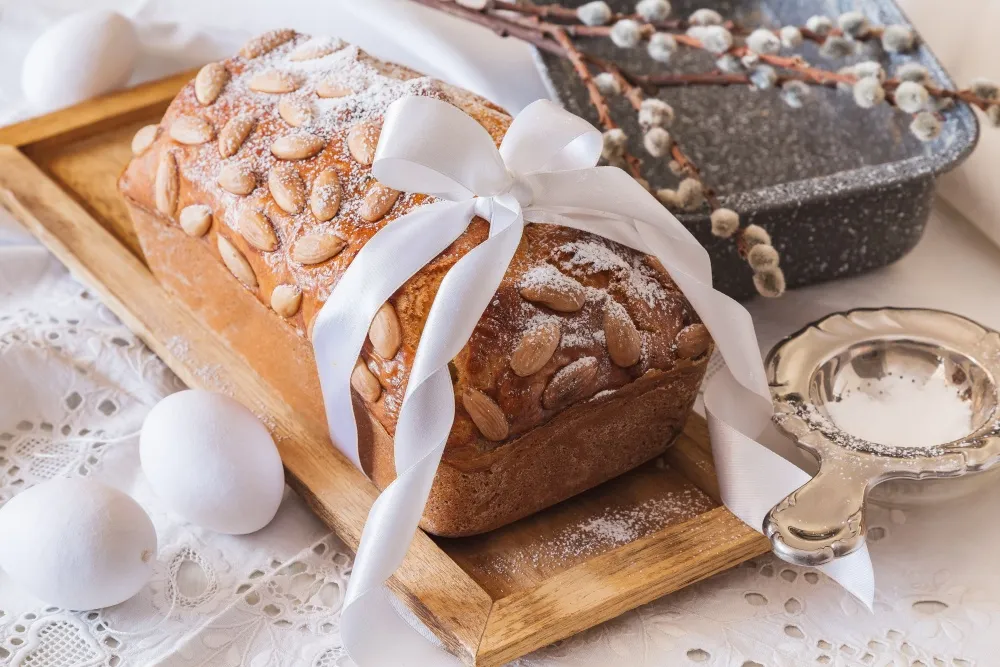 Tvarohový mazanec z formy