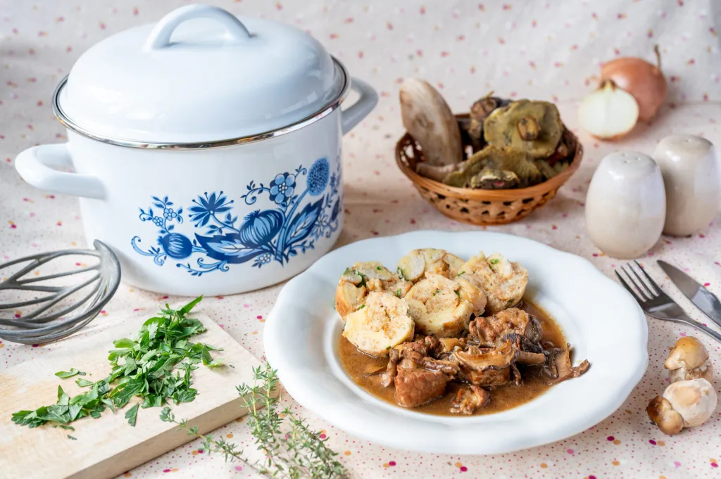 Bravčové na hubách s voňavým korením