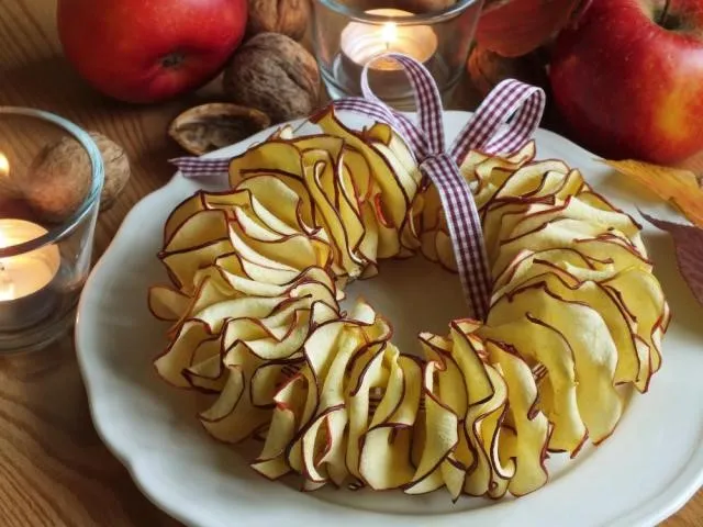 Vencek-zo-susenych-jablk