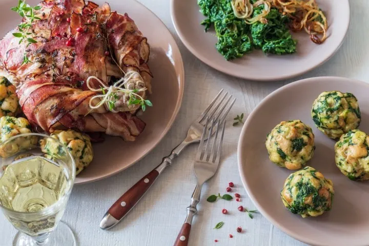 Oblečené-kura-so-špenátovými-knedľami